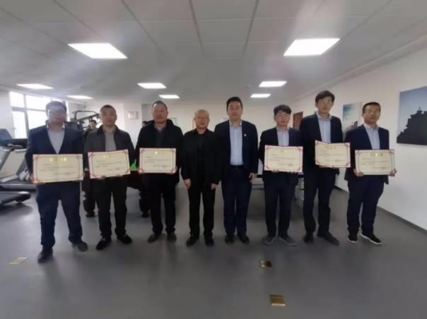 胜游体育·（SY SPORTS）官方网站
团委举办球类联谊比赛(图2)