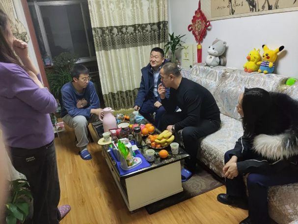 关爱员工冷暖 传递组织温情——胜游体育·（SY SPORTS）官方网站
组织开展员工家访活动(图2)