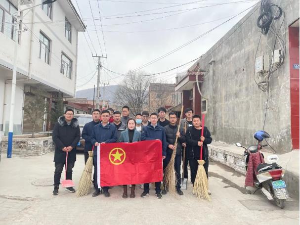 胜游体育·（SY SPORTS）官方网站
团委开展“学雷锋义务清扫活动”(图3)
