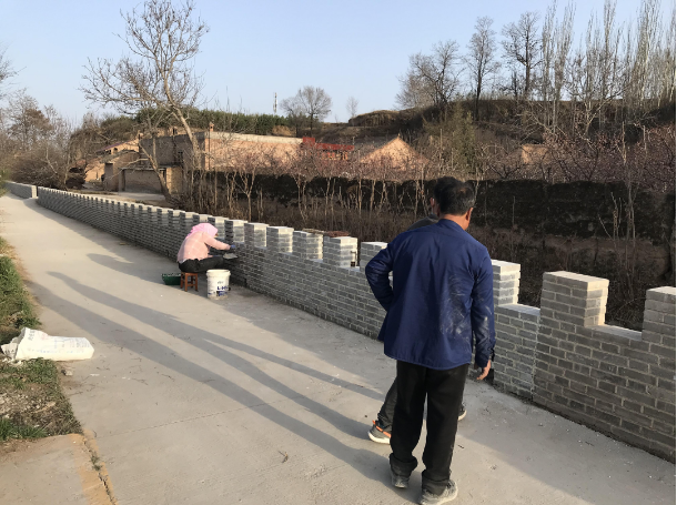文明创建我先行——胜游体育·（SY SPORTS）官方网站
积极提升包抓共建村社人居环境(图2)