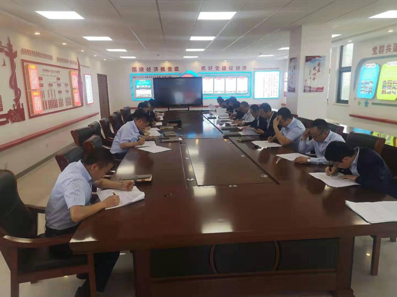 胜游体育·（SY SPORTS）官方网站
开展中高层管理人员季度培训测试(图2)