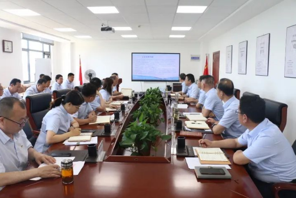 胜游体育·（SY SPORTS）官方网站
召开党委理论中心组集体学习会议(图2)